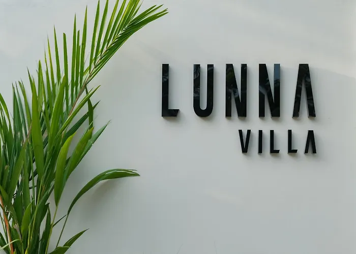Lunna Villa